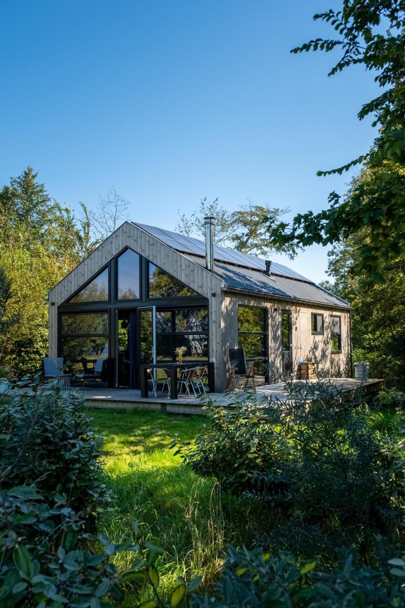 Pean-buiten Waterlodges Nes  Buitenkant foto